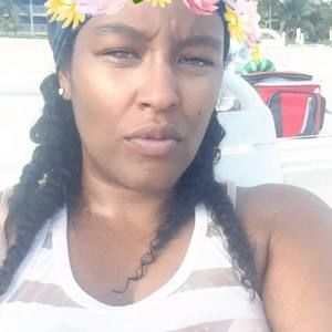 Meet your Posher, Jenni